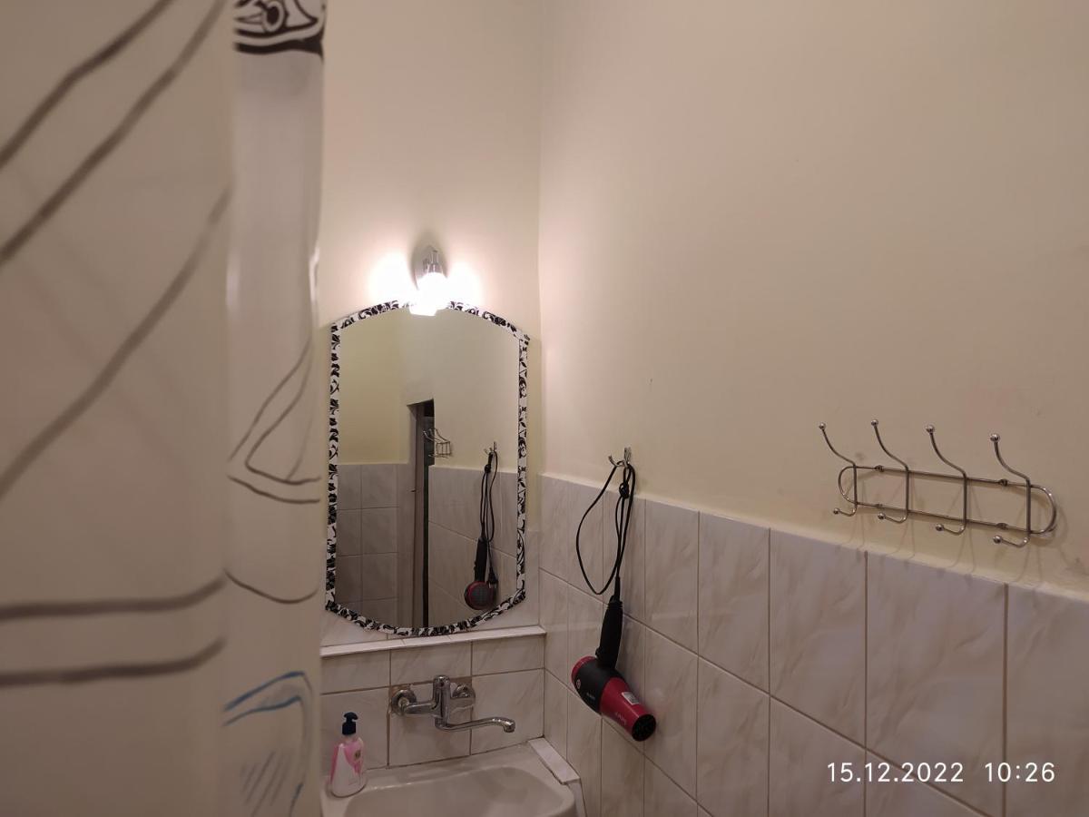 Apartment On Rynok Square Lviv Ngoại thất bức ảnh