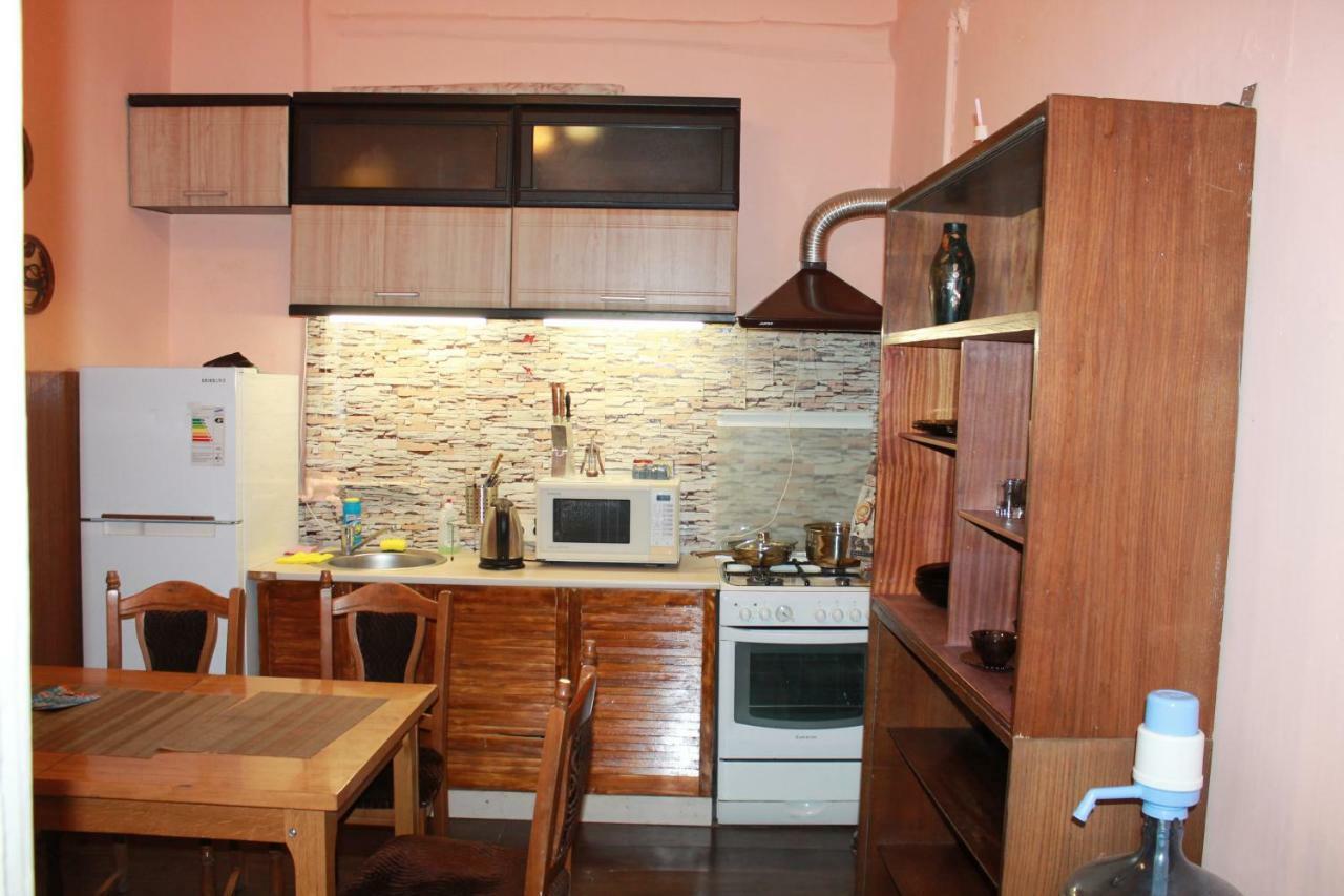 Apartment On Rynok Square Lviv Ngoại thất bức ảnh