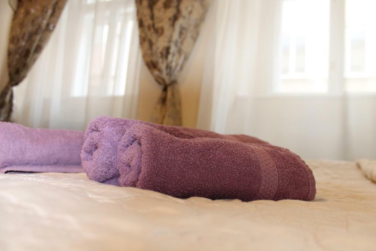 Apartment On Rynok Square Lviv Ngoại thất bức ảnh